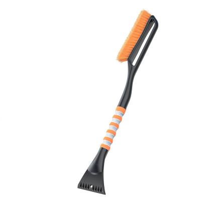 China Sustainable Hot Selling Detachable Two In One Snow Brush And Ice Scraper For Vehicle for sale