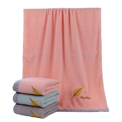 China Child Safe Large White Towel Sets With Low Moq Towell Woman Bathrobe Embroidery Long Bath Towel for sale