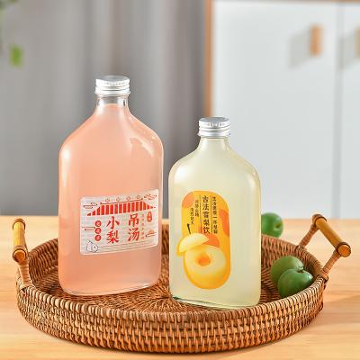 China New Eco-friendly Recyclable 200ml 300ml 500ml Fruit Juice Glass Bottles Vino Botellas De Vidrio Zumo Para Bebidas for sale