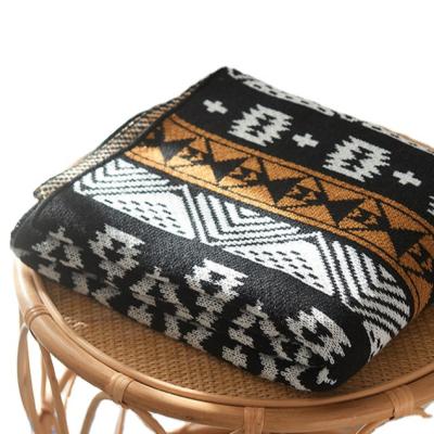 China Viable Custom Made Blanket Wholesale from Chunky Knit Blankets Plush Fabric for sale