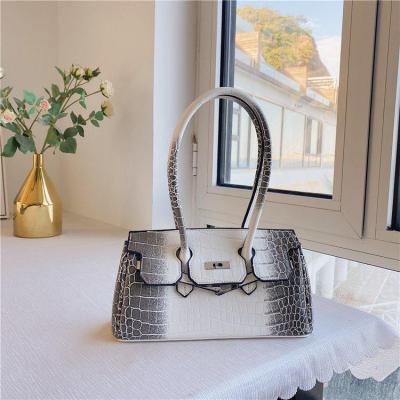 China Fashion PORTABLE Wholesale Luxury Crocodile Leather Cross - Body Bags Designer Handbags Famous Brands Handbags For Women for sale