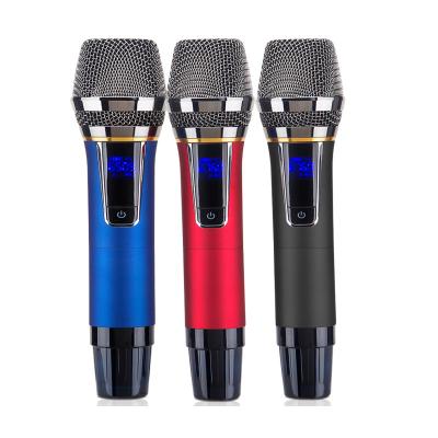 China With LCD Screen and Blue Light Longwind In-Stream Professional Handheld Rechargeable Gooseneck Radio UHF 5V Dynamic Karaoke Microphone for sale