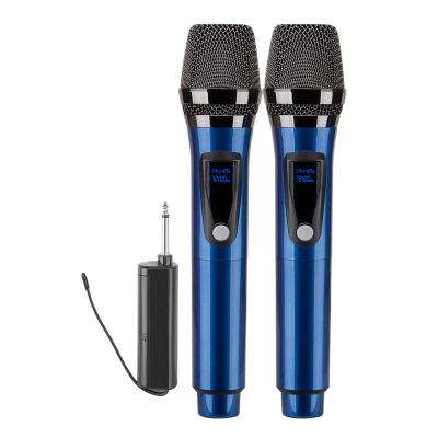 China With long range blue lightweight fast dual channel handheld karaoke delivery handheld karaoke factory supply dynamic handheld wireless microphone LCD screen and UHF for sale