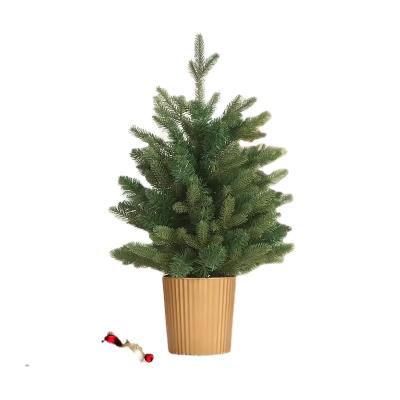 China PE/PVC PE snow high-grade small desktop Christmas tree Christmas hotel counter window decoration larch shooting for sale