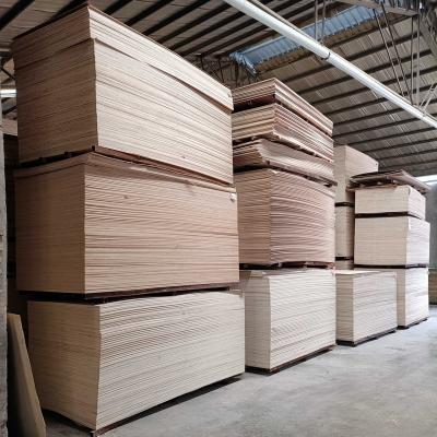 China Full Traditional Glue Eucalyptus Core Phenolic Plastic Film Faced Plywood for sale