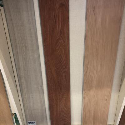 China Eco-friendly waterproof click vinyl plank RVP spc flooring plastic flooring rigid vinyl plank spc flooring for sale