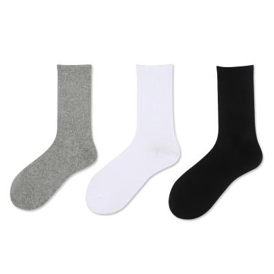 China Sustainable Brand New Customized High Quality Mens Cotton Socks Cushioning Sports Socks for sale