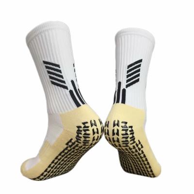 China 2022 viable wholesale high quality absorb sweat to breathe freely socks non slip basketball socks for sale