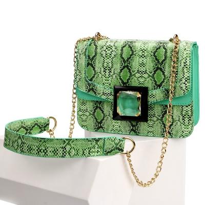 China Factory Wholesale PU Women Chain Shoulder Clutch Purse Rainbow Colorful Crystal Diamond Buckle Ladies Wedding Evening Bags for sale