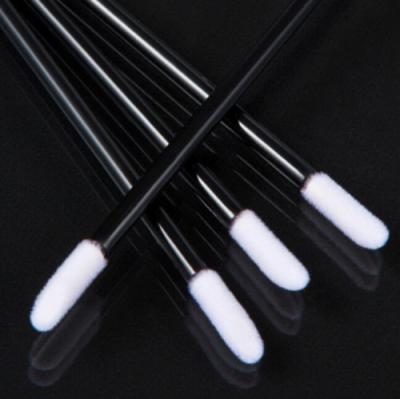 China Disposable Eyeliner Lip Gloss Cosmetic Micro Applicator Brushes Wands for sale