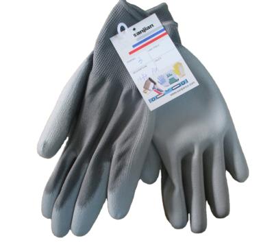 China 15G Anti-Cut Polyester / Nylon Knitted Anti Cut Glove With PU Coating On Palm for sale