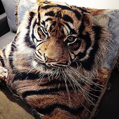 China Living Room Nondisposable Sofa Towel Retro Animal Decorative Blanket by Tiger Head Creative Blanket Tapestry for sale