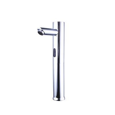 China Electric Automatic Bathroom Faucets Toilet Ware Cheap Sensor Bath Faucet for sale