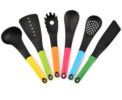 China 100% Sustainable Food Grade Multifunctional Colors Heat Resistant Cooking 6 Pieces Kitchen Tools Nylon Utensil Set for sale