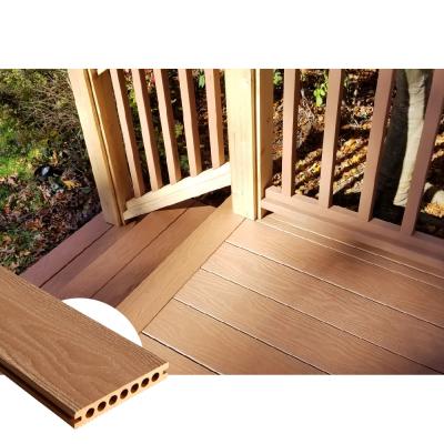 China Anti Slip Surface Hollow Panel Composite Decking With Capped Shield for sale