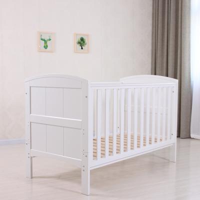 China Driect Factory Sales Modern Baby Crib Crib Solid Pine Wood Cradle Bed for sale