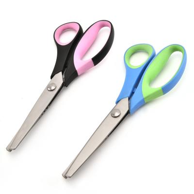 China For Manual Paper Cutting Shears Stainless Steel Diy Punch Hand Lace Up Serrated Cutting Scissors For Homemade Crafts for sale