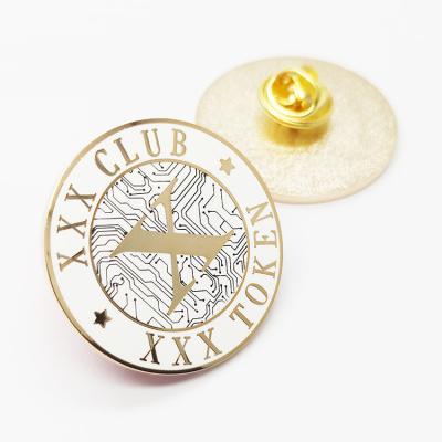 China Custom World Saudi Arabian National Hand Hat Lapel Pin Soft Magnetic Enamel Pin American Canadian Suit Metal Flag Badge Lapel Pin for sale