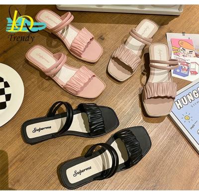 China Fashion Trend 2023 Summer Fashion Newest Trends in Factory Designer Women's Slippers Famous Brands PVC Slipper Woman for sale