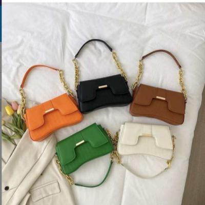 China Fashion Simple Temperament Chain Underarm Bag 2022 New One Shoulder Small Square Bag Wholesale Handbag Made In China for sale