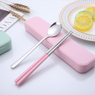 China Wheat Handle Cutlery Set Eco-Friendly Sustainable Spoon Chopstick Set Stainless Steel Portable Travel Flatware Camping Set for sale