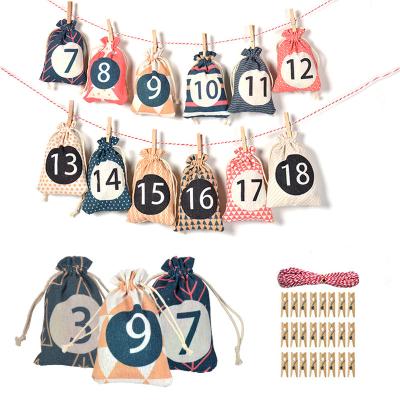 China 24 Snack Stickers Advent Calendar Christmas Candy Gift Bag Holiday Decoration Countdown Christmas Gift Wrapping Bag for sale