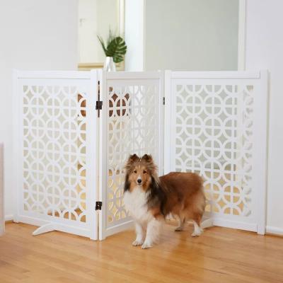 China Solid Wood Baby and Pet Frame Pet Safety Gates Free Standing for sale