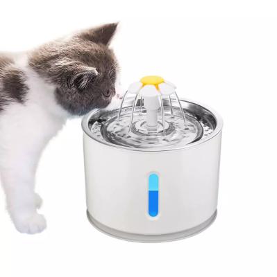 China Sustainable Manufacturer New Design Automatic Cat Drinking Fountain Automatic Water Feeder For Dogs And Cats for sale