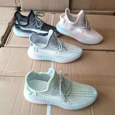 China 2020 breathable Cheapest and good quality sneakers from custom manufacturer fashion sport shoes women for sale