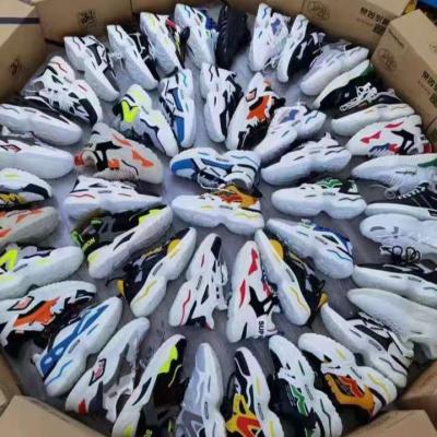 China Breathable Hot Selling Shoes Wholesale Fashion New Design Comfortable Men's Shoes Casual Shoes for sale