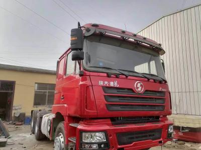 Chine Shacman F3000 6X4 camion-tracteur à tête lourde avec ≤5 sièges et certification pneumatique GCC à vendre