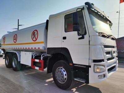 China 10350x2496x3048mm HOWO 6X4 Fuel Truck 20000-25000 Liters Fuel Oil Tank Tanker Truck for sale