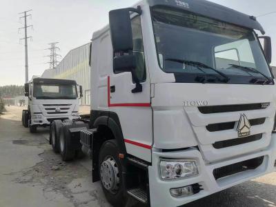 China 10banden Tractor Truck Heavy Duty Trailer Head Tractor Trucks bandenontwerp Radial HOWO 6X4 Te koop