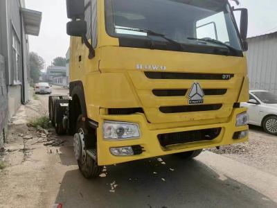 Chine Camion tracteur Sinotruk 6*4 couleur jaune utilisé à partir de la capacité du moteur 6-8L à vendre