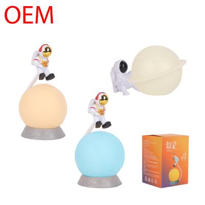 China 2024 spaceman table lamp decoration moon led light for kids room decor popular creative table decor led lamp Other for sale