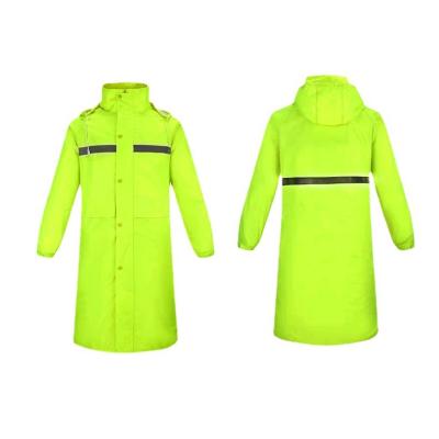 China Outdoor Safety Rain Storm Traffic Raincoat Workers Hygiene Rain Waterproof Windproof Reflective Poncho Windproof Night Raincoat for sale