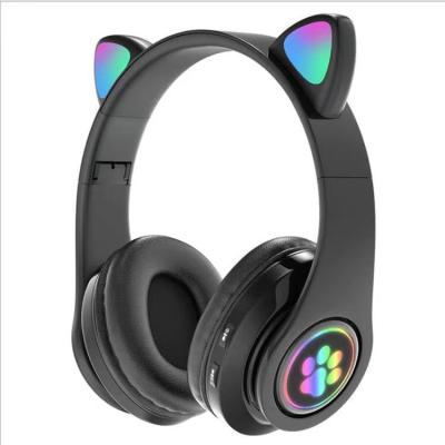 China Noise Canceling Trending New Cat Earphone OEM Cut Headsets For Promotion Gifts Wireless Earphone With Cute LED Earbuds For Women Girls for sale