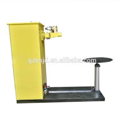 China Horizontal Garment Stores Two Legs Brusher For Jeans Scraping Effect for sale