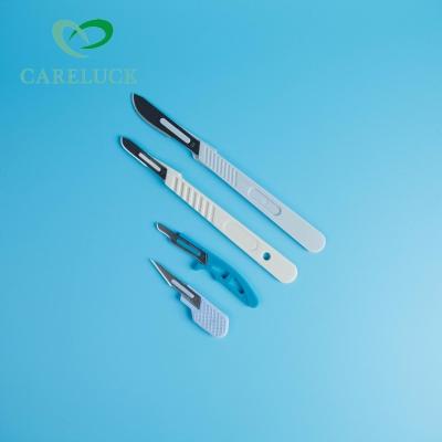 China Carbon Steel Factory Price Disposable Surgical Scalpel Knife with Different Types Blades for sale