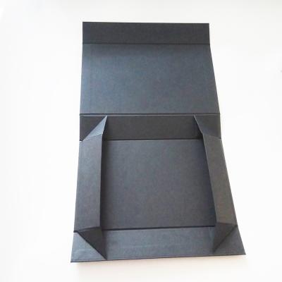 China Recyclable Large Size Folding Flat Pack Cardboard Boxes For Packaging, Shirt, Dress, Garment, Suits, Handbags, Wine, Etc. for sale