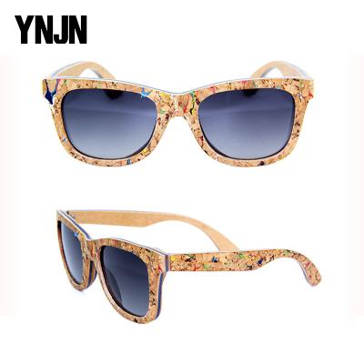 China YNJN Fashion Sunglasses Fashion High Quality Colorful Gradient Polarized UV400 To Block Wooden Sunglasses for sale