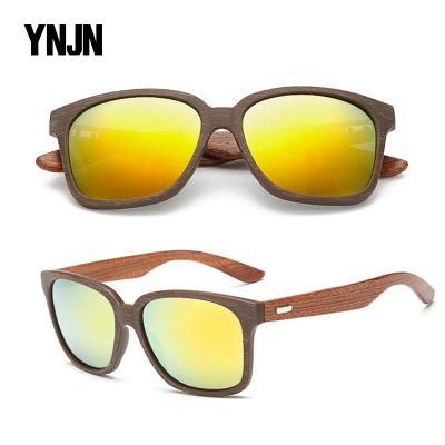 China Fashion Sunglasses YNJN Wholesale CE Colored Walnut Temple Photochromic Frame Polarized Wooden Sunglasses for sale