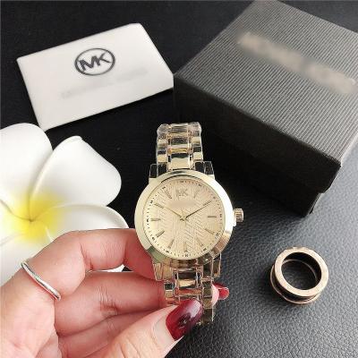 China 2022 Unisex Watches Spain Manufacturers Watches Luxury Men Women Wrist Sporty Stainless Steel Quartz Wrist Watch for sale