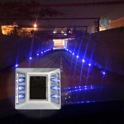 China Cast Aluminum Road Safety Reflective Studs On Highway Road Stud Solar Led Catwalk for sale