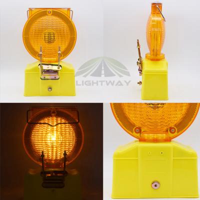 China Picosecond Mask + PE Plastic Base Solar Power Rechargeable PC LED Amber Barricade Light Long Lifespan for sale