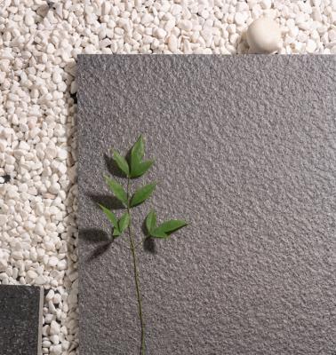 China Modern 10mm 30X60cm Anti-stress 10mm Nature Stone Texture Bush Hammered Flooring Tiles For Grass Application for sale