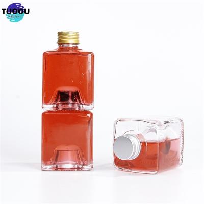 China Drinks

 Wine container Wholesale Square 150ml Stackable Glass With Airtight Seal For Spirits Wine Glasses Liquor Bottle en venta