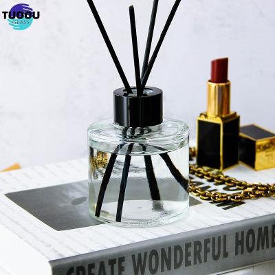 China Fashionable Hot sale Aromatherapy glass bottle 50ml Glass 100 Ml Black Reed Diffuser Bottle for sale