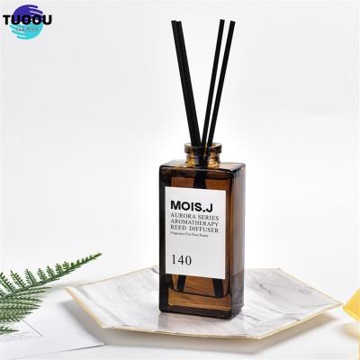 China Personal Care Hot sale Aromatherapy glass bottle Reed Diffusion Bottles Rectangular Square Glass Amber Aramis Bottle en venta