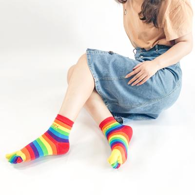 China Fashion QUICK DRY Women Socks Rainbow Logo Five Finger Socks Custom Made for sale